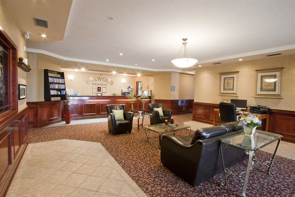 Foxwood Inn & Suites Drayton Valley ภายนอก รูปภาพ